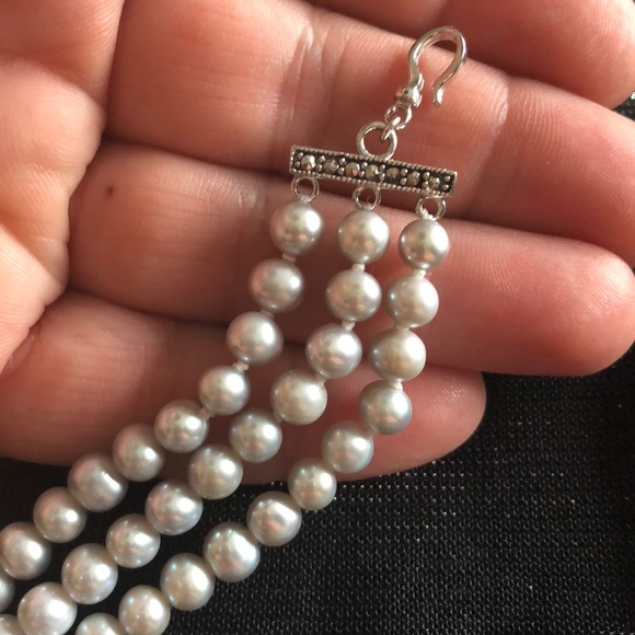 Danbury Mint silver pearl&lavender stone necklace - Picture 4 of 8